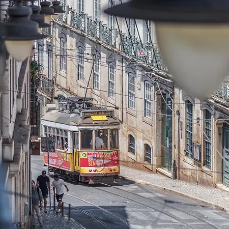 Lägenhet Sunlit & Patio - Prime Lisboa