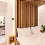 Sunlit & Patio Studios - Prime Lisbon Lisboa