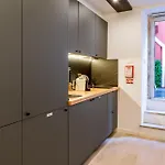 Sunlit & Patio Studios - Prime Lisbon Διαμέρισμα Lisboa